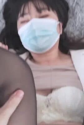 忘带钥匙的姐姐，我穿丝袜好看吗1