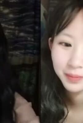 勤工俭学新途径，夜深人静宿舍直播，极品吊钟大胸，粉穴跳蛋淫液汪汪1