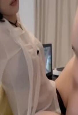 麻豆传媒-女记者实况骚播-顾桃桃