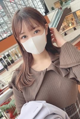 第一枪！ ！邀请性欲极强的美女店员在D◯c◯m◯店​​铺工作，从中午开始就出轨，淫荡身体和内射时间长！!
