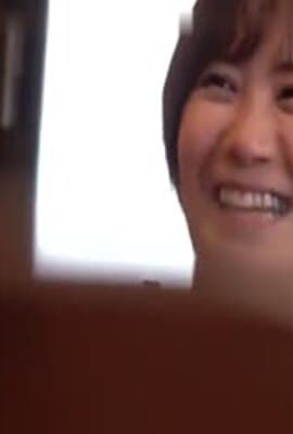 BBAN-326私たちはスワッピングで燃えてしまう変態レズカップルです。他の女性で感じる彼女の姿が、可愛くて…木下ひまりもなみ鈴第01集