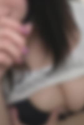 魅力四射的J罩杯爆乳店员。露脸·中出·派兹利·特典3p的盛大应援。-cd1!