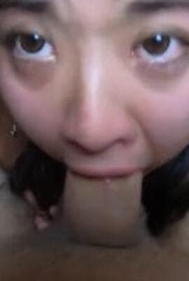 她很想当色情明星！我送她上热门