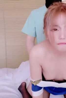 约炮遇到大学校花用J8征服她