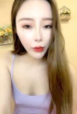 高颜值网红妹子道具自慰诱惑!!
