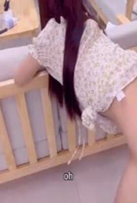 寂寞小嫂子 嫩逼出水