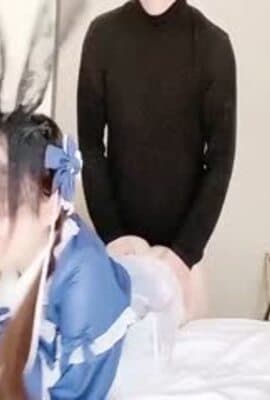 漂亮萝莉美眉吃鸡足交啪啪，好硬好大，下面有点痒，大奶子，小嫩B，被小哥哥无套输出，骚话不停，高清1080P原版无水印