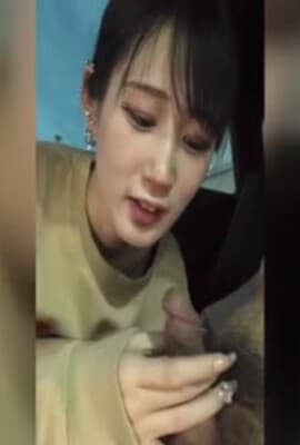 【重磅推荐极品美娇妻车震口爆】太他妈喜欢这款了，口活技术一流